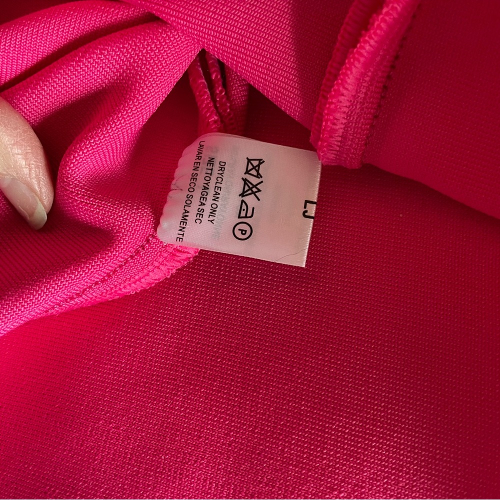 Hot Pink! Stretch Body-Con Skirt, Knee-Length - Picture 3 of 7